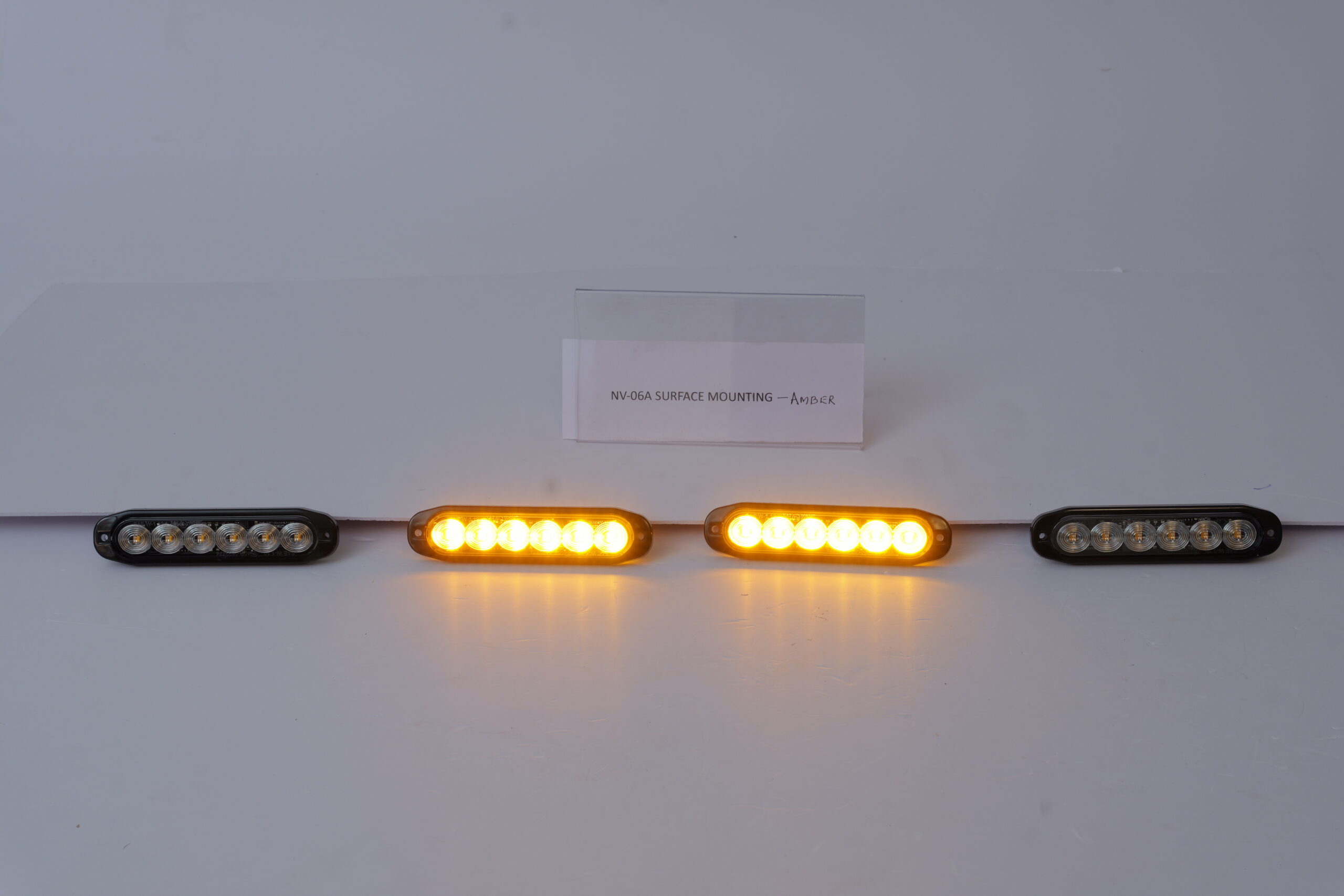 Surface mounting Light 06 A LED AMBER - Image 3